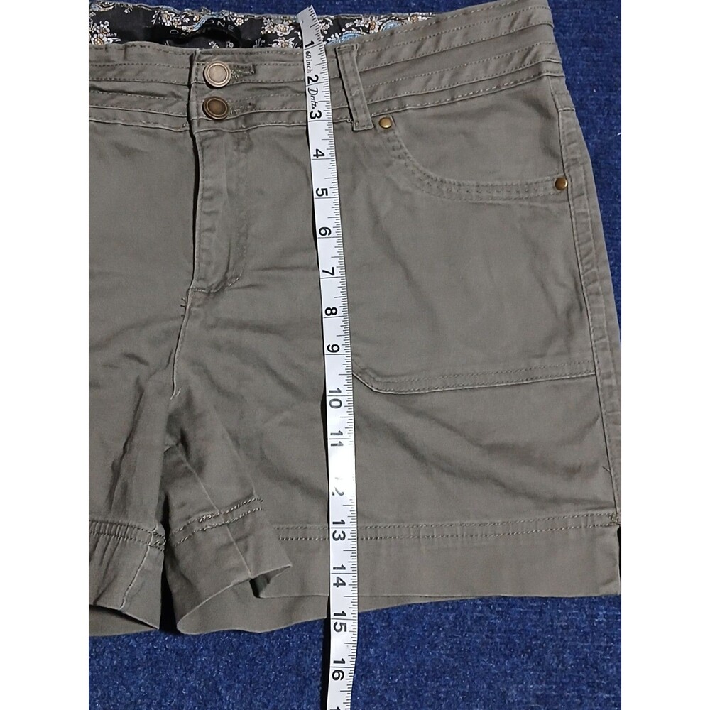 One 5 One Women's  Grey Shorts, Front & Back pockets 12 - Picture 9 of 9